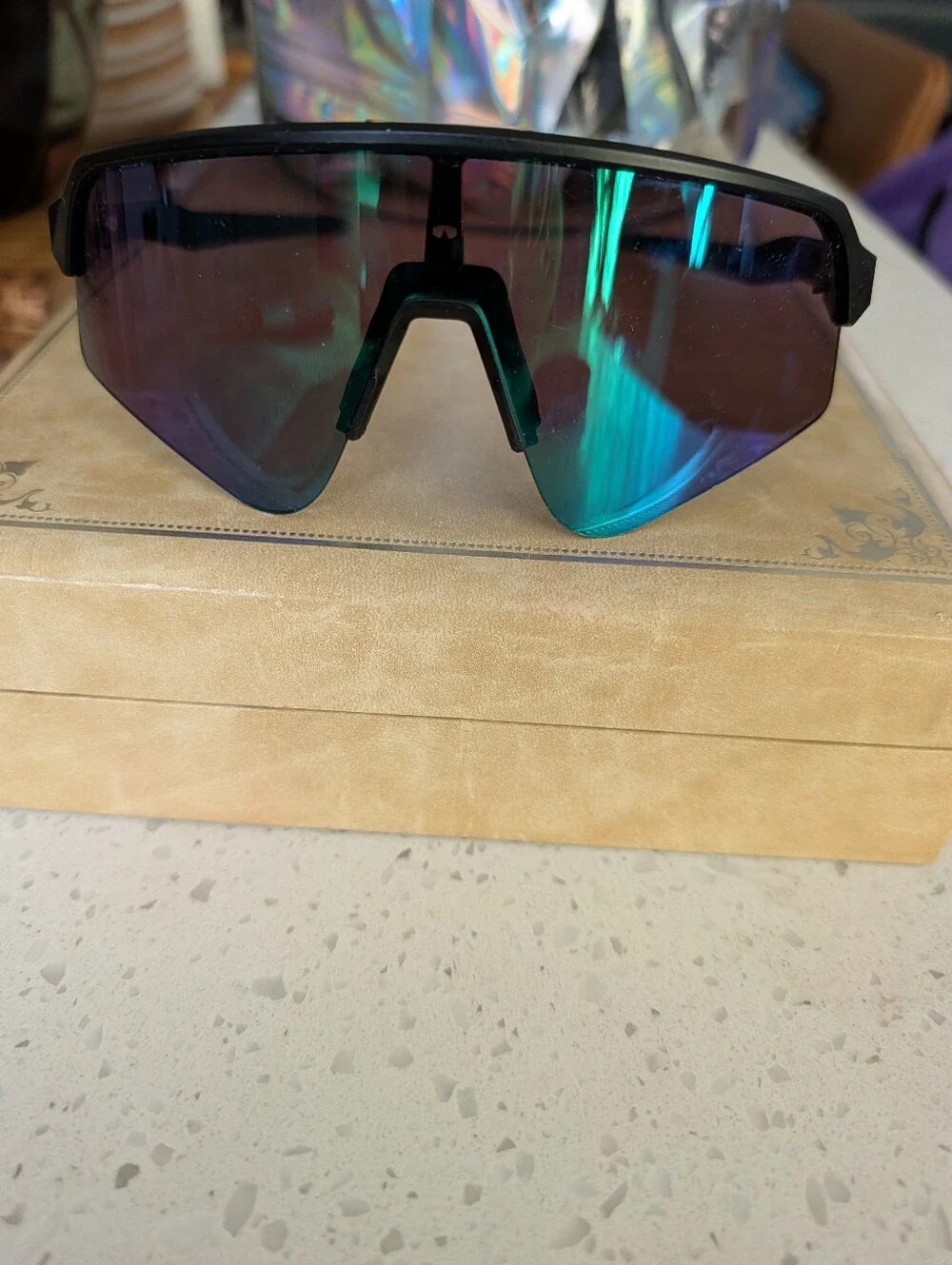 Oakley sutra lite